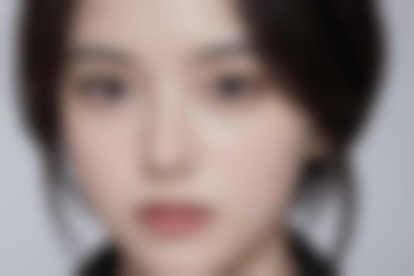张秀英