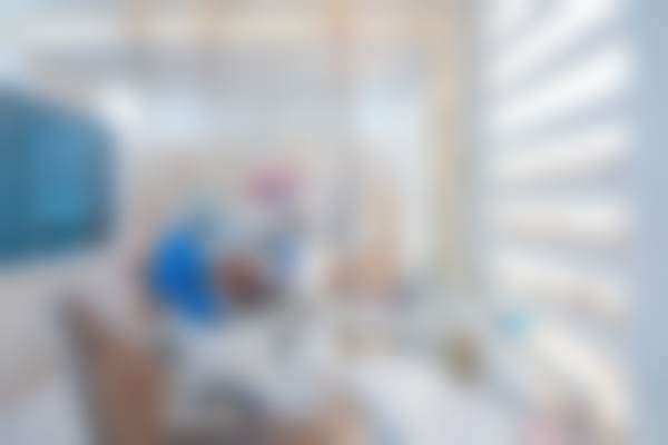 四、西安小白兔口腔(曲江翠华门诊部)医生团队结构