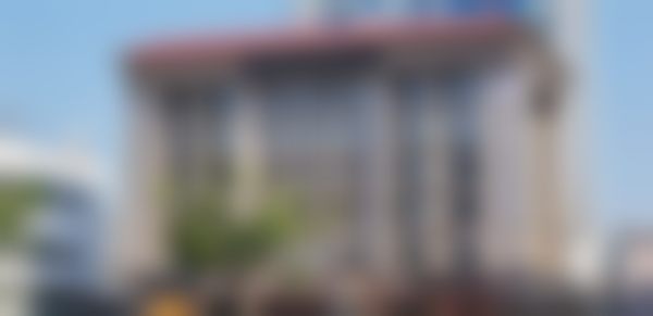 三、种植体、基台、牙冠的材质与品牌价格差异