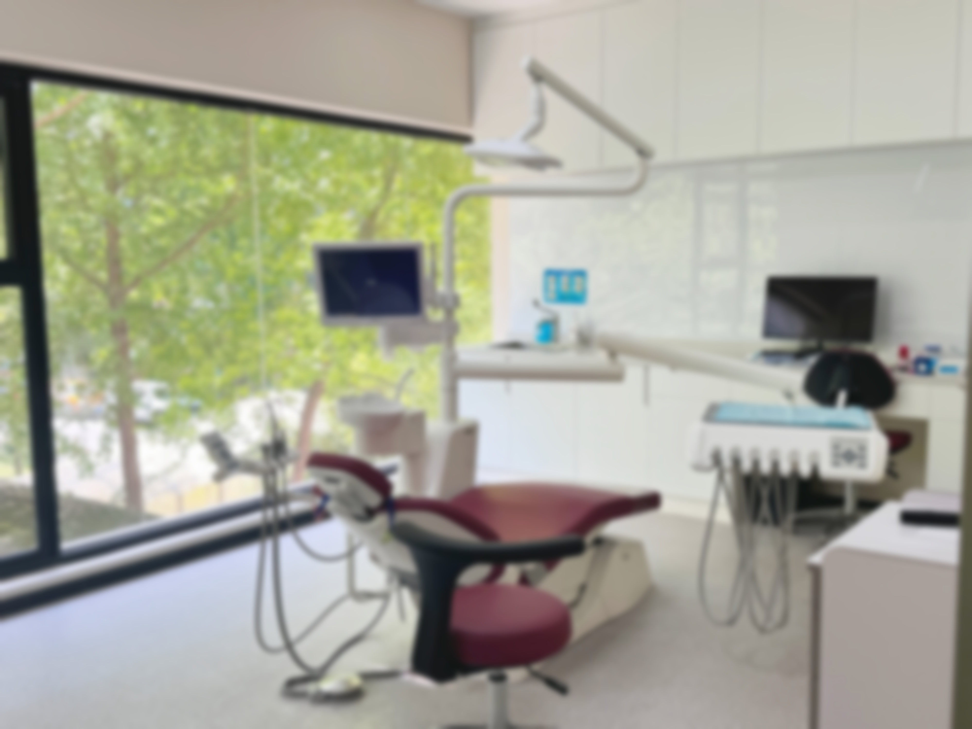 杭州杭里口腔门诊部怎么样？正规资质+优质服务，值得信赖！