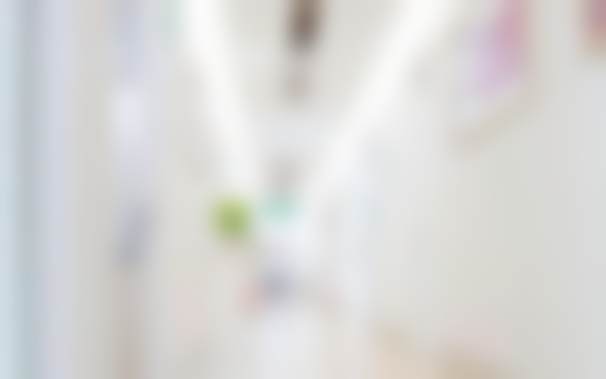 深圳美莱口腔赵艳周医生优势：数字化美学种植，擅长种植牙及牙贴面美容