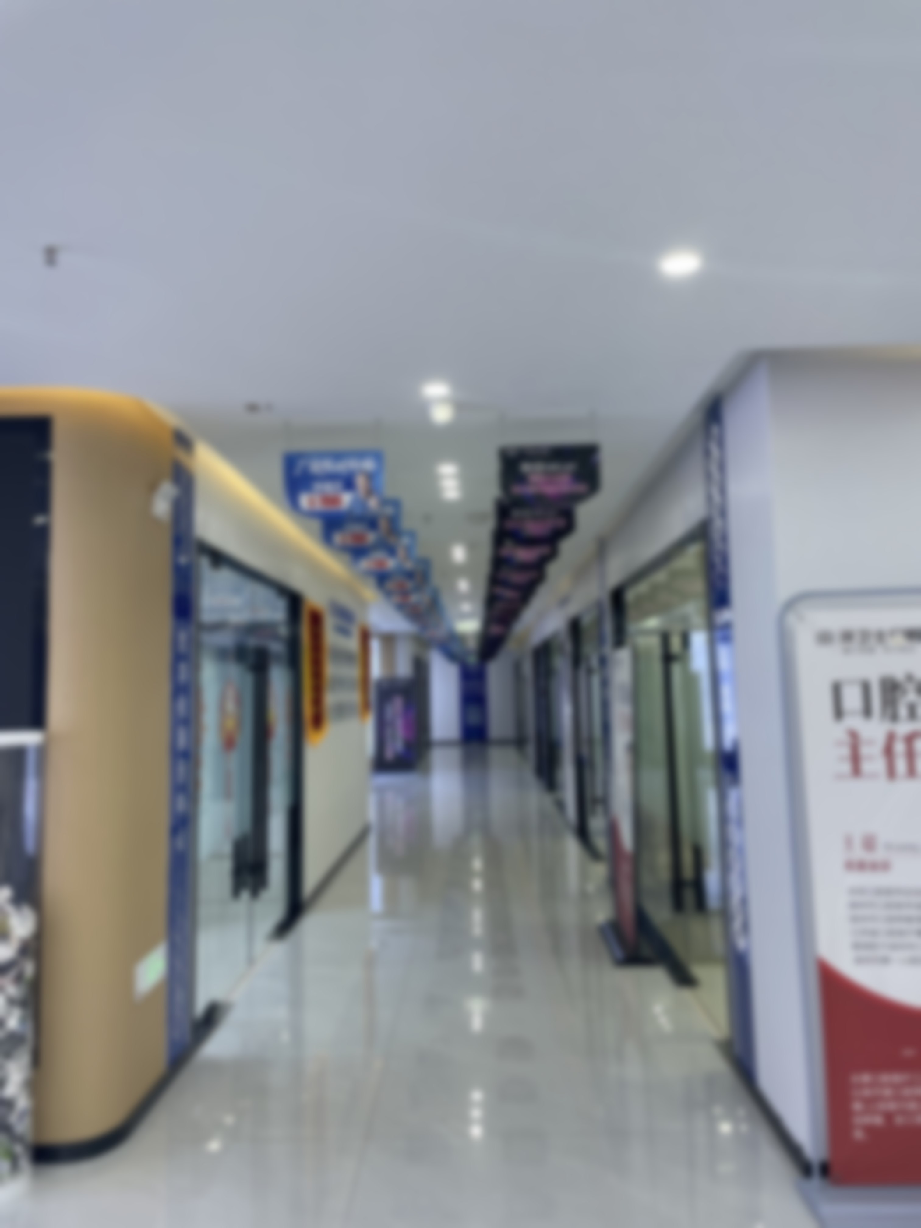 揭秘李成龙医生即刻种植技术：当天种牙当天用，告别缺牙尴尬期