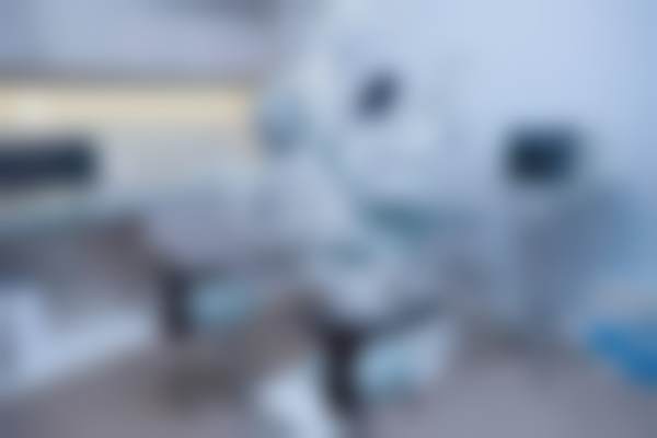 二、西安未央兔博士口腔门诊部正规可靠吗？