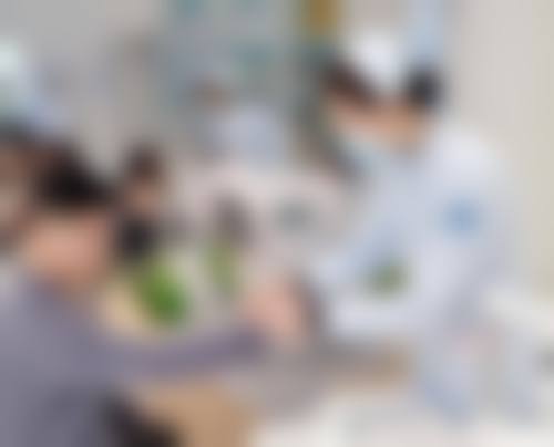 重庆医药高等专科眼科医生团队经验稳定。
