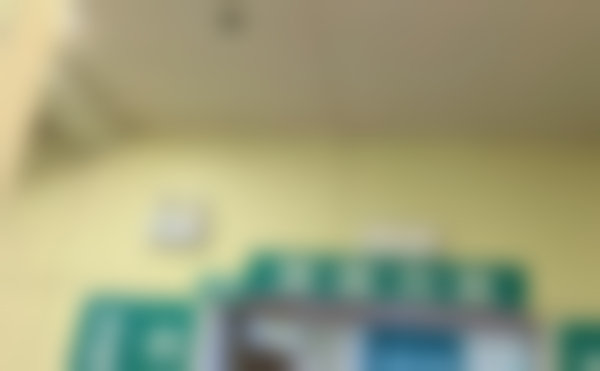 中南大学湘雅医院（眼科）中 南大学湘 雅医院（眼科）屈光手术医生