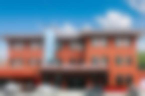 山东济南凯旋美奥口腔门诊部(历下店)地理位置便于到院。
