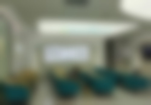牙齿缺失不敢种？看 55 岁李先生深圳横岗格伦菲尔种牙经历及医院环境体验 