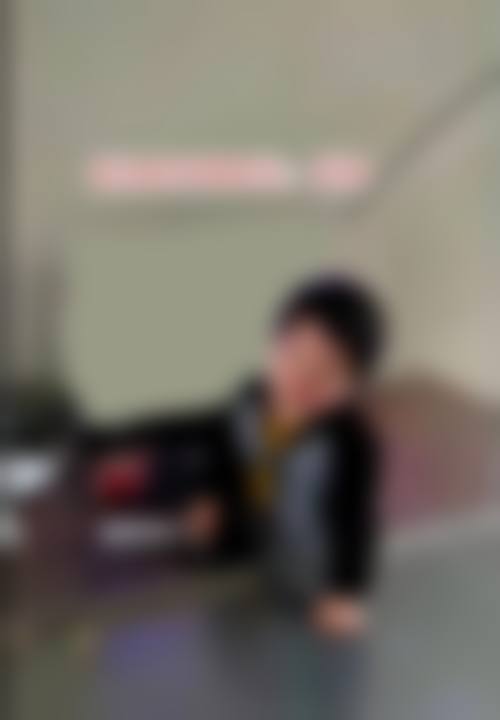 海南省人民医院眼科医生团队经验稳定。