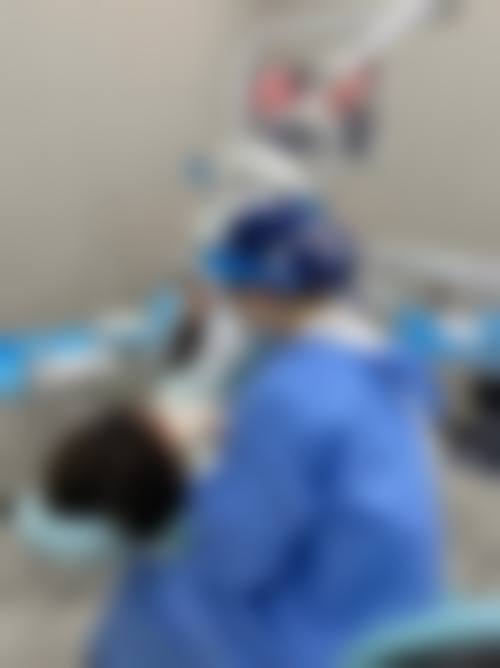 上海鼎植口腔(淮海中路店)的乘车路线