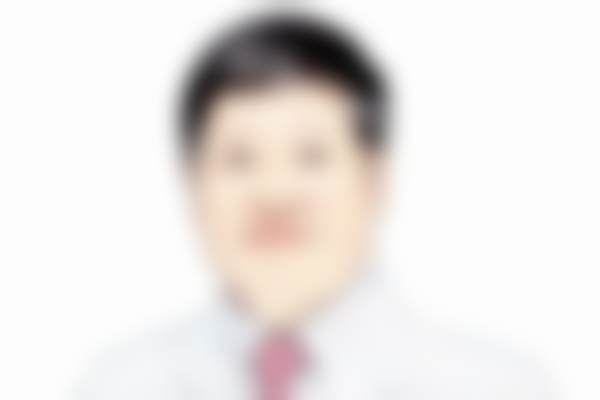 北京茗视光眼科医院近视手术术前检查多少钱？周跃华医生亲诊学生特惠199元起，升学征兵视力体检一站式搞定！